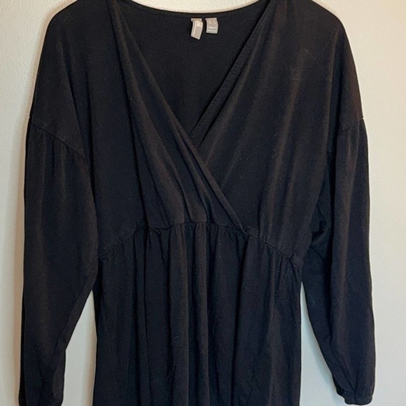 ASOS DESIGN Curve Wrap front long sleeve smock dress in black‎ - size 2 - Picture 2 of 3